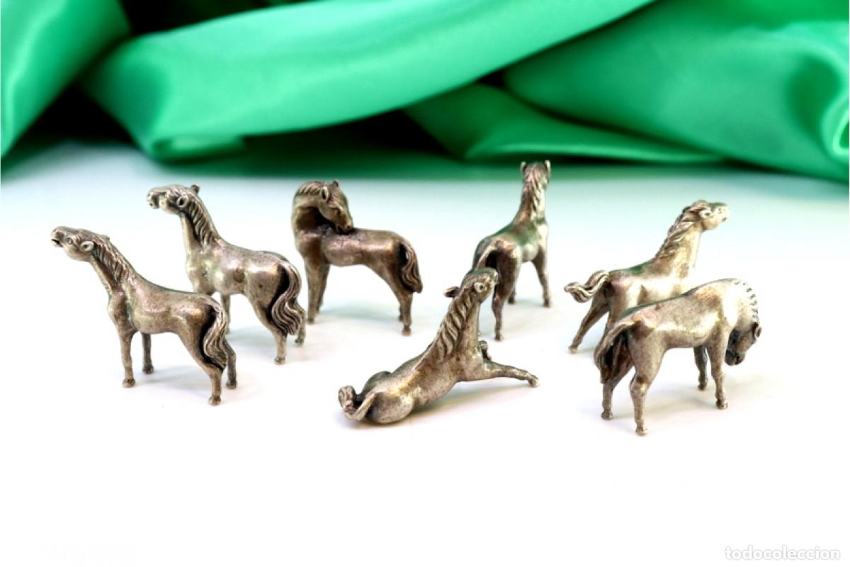 Antig&uuml;edades: Conjuntos de siete caballos de plata - Foto 3