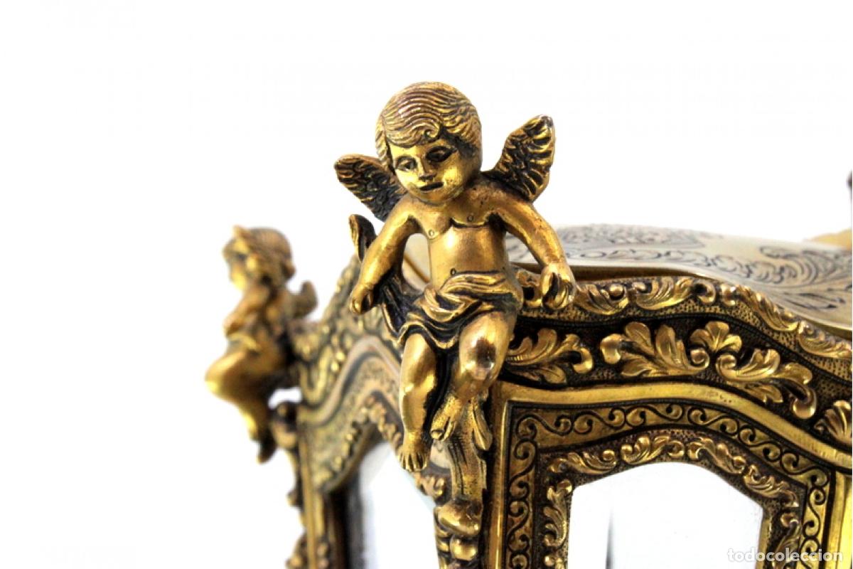 Antig&uuml;edades: Carruaje de plata dorada - Foto 12