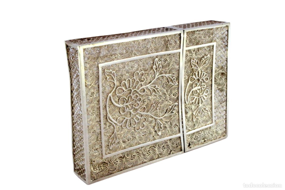 Antiques: Caja para tarjetas de visita, de filigrana de plata.