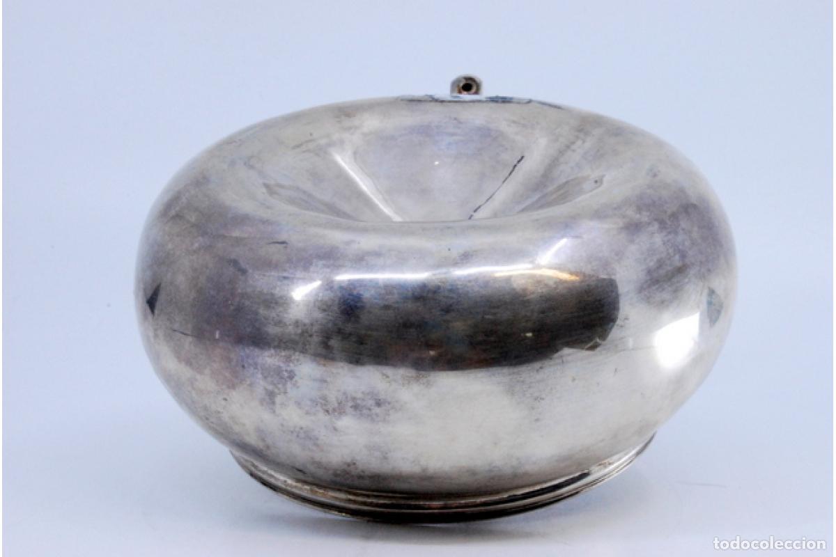 Antig&uuml;edades: escupidera de plata - Foto 3