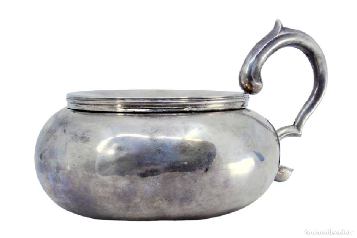 Antig&uuml;edades: escupidera de plata - Foto 1