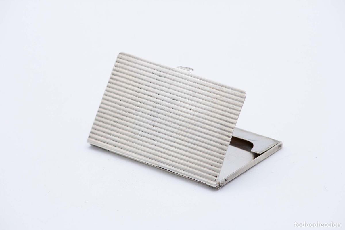 Antiquit&auml;ten: Caja para tarjetas de visita, en color plata.