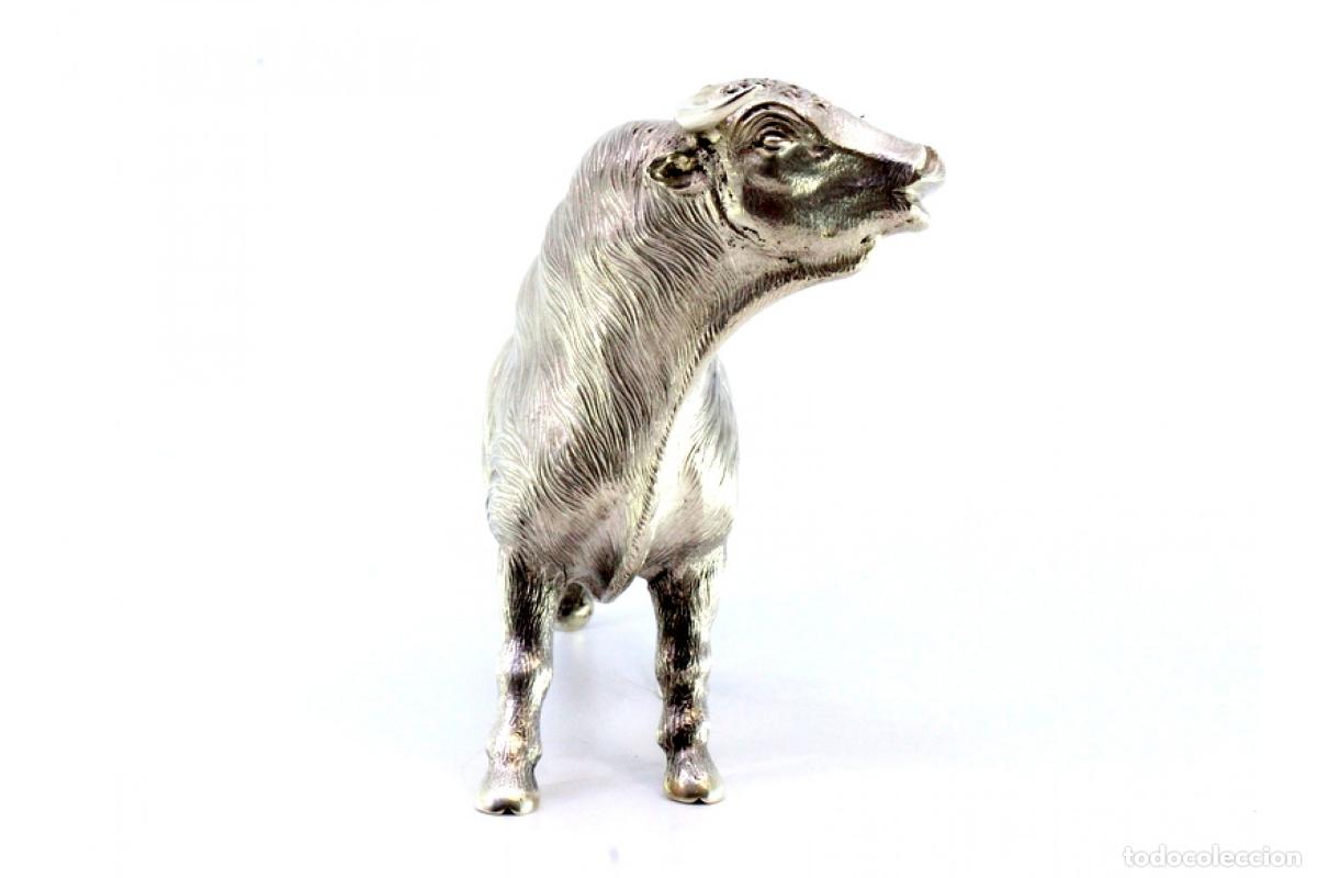Antig&uuml;edades: Toro de plata - Foto 4