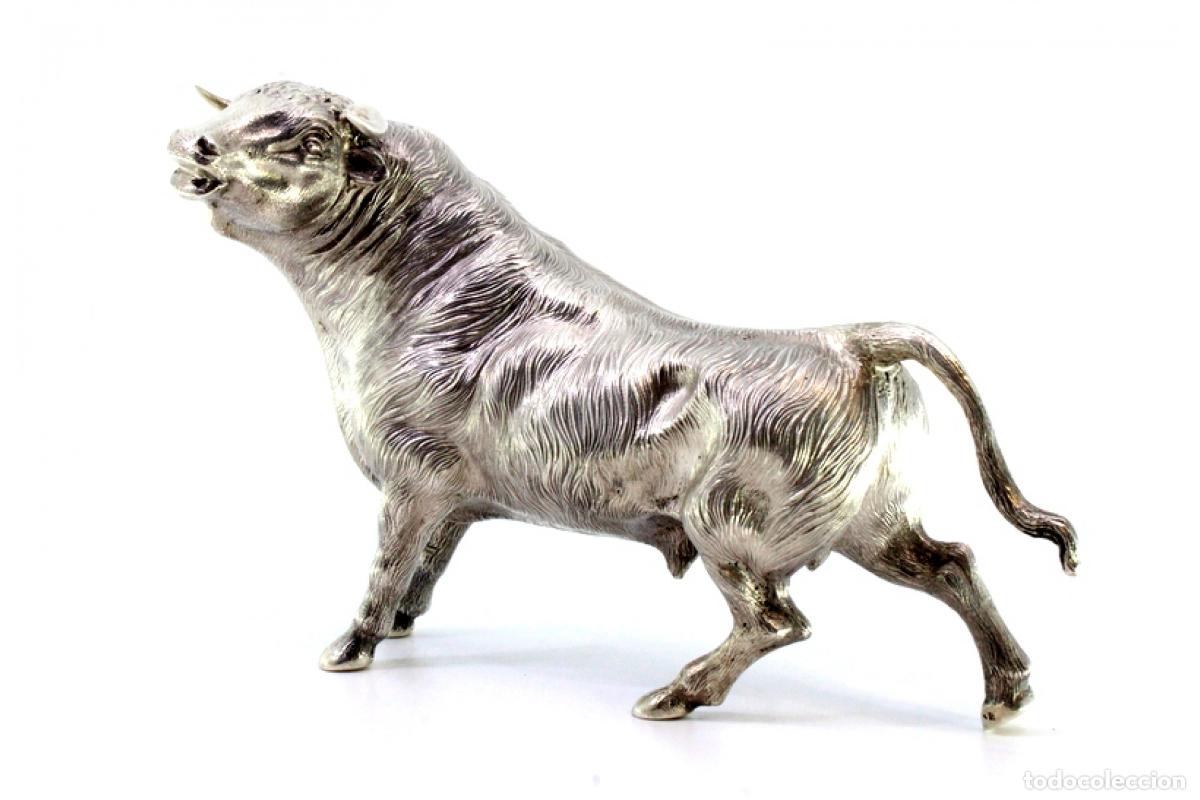 Antig&uuml;edades: Toro de plata - Foto 10
