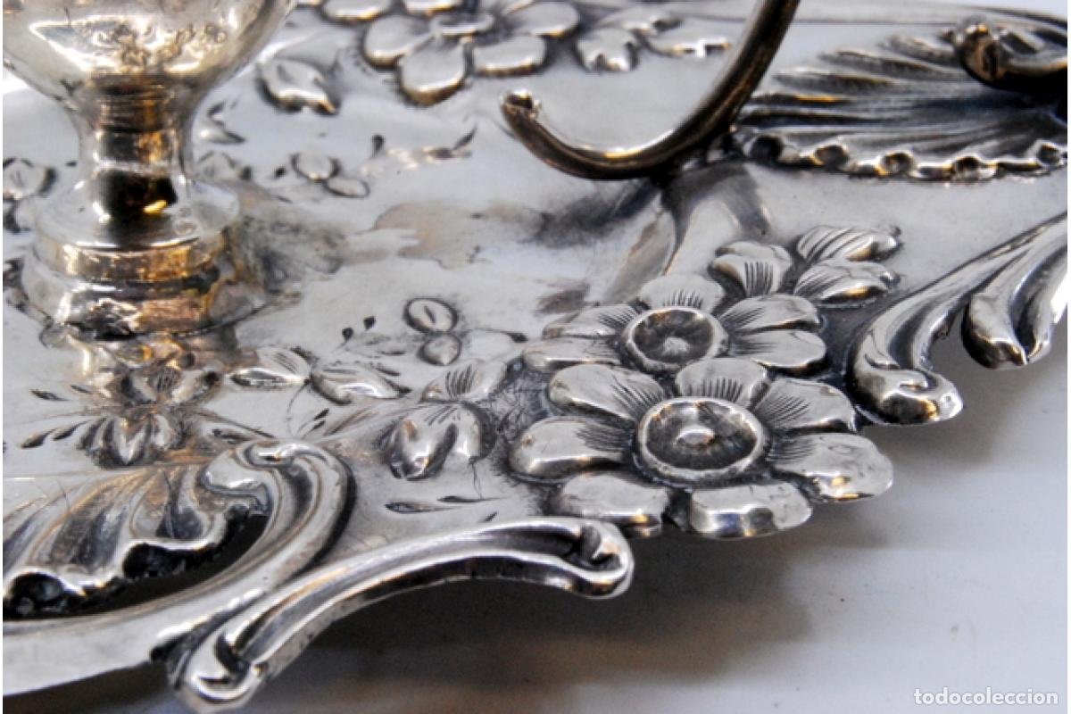Antig&uuml;edades: Candelabro de mano, en plata - Foto 2