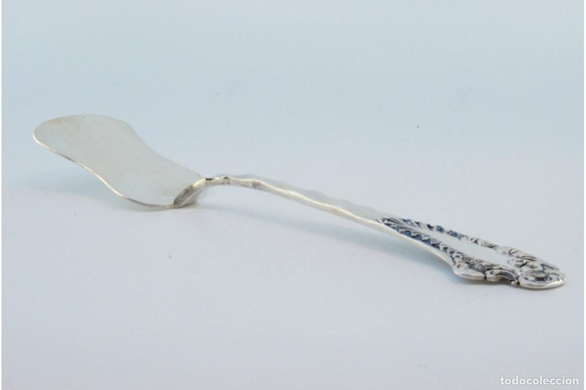 Antig&uuml;edades: Esp&aacute;tula de plata para servir postres. - Foto 3