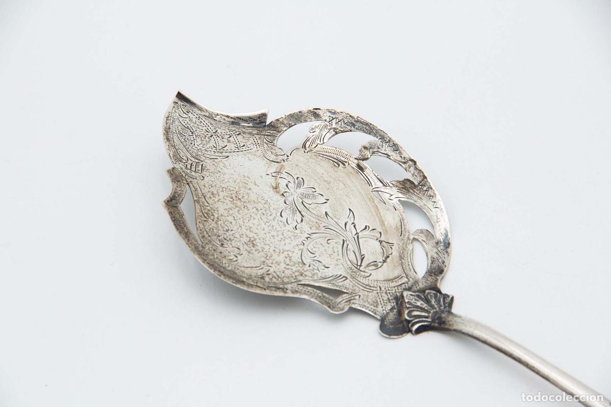 Antig&uuml;edades: Esp&aacute;tula de plata para servir postres. - Foto 3