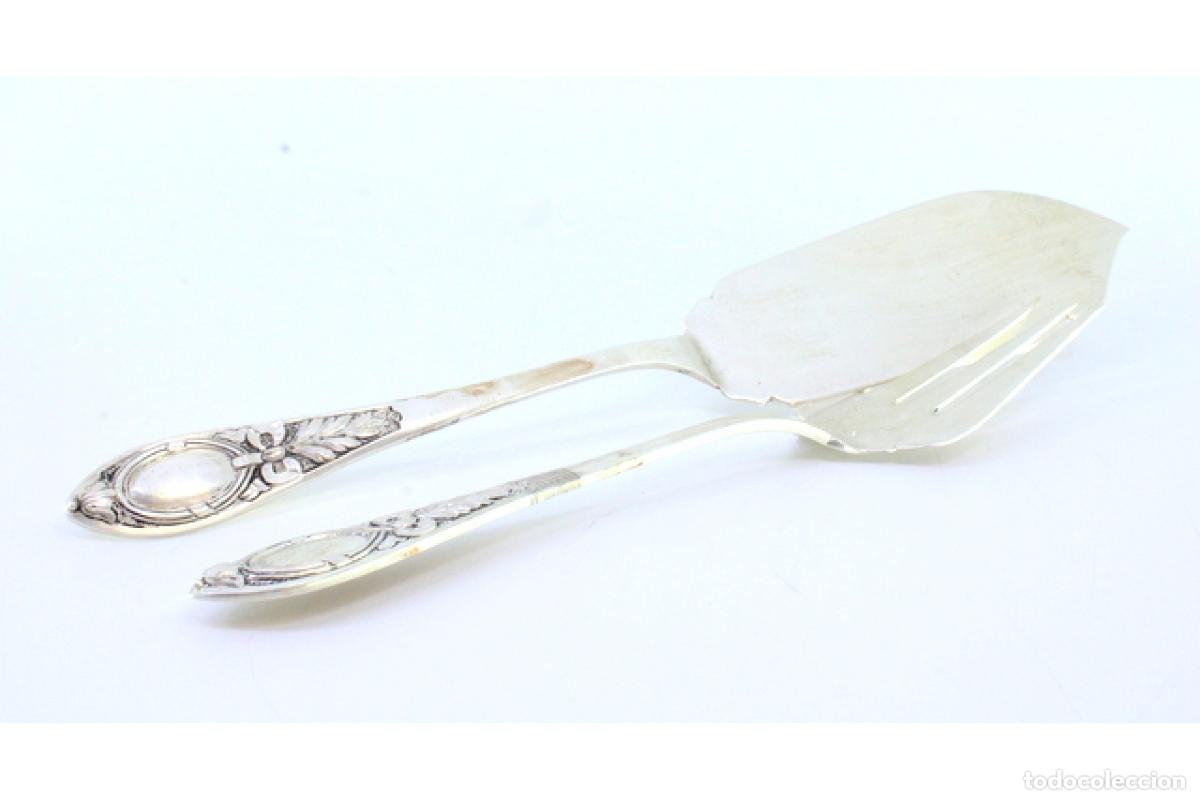 Antig&uuml;edades: Cuchillo y tenedor de plata para queso. - Foto 2