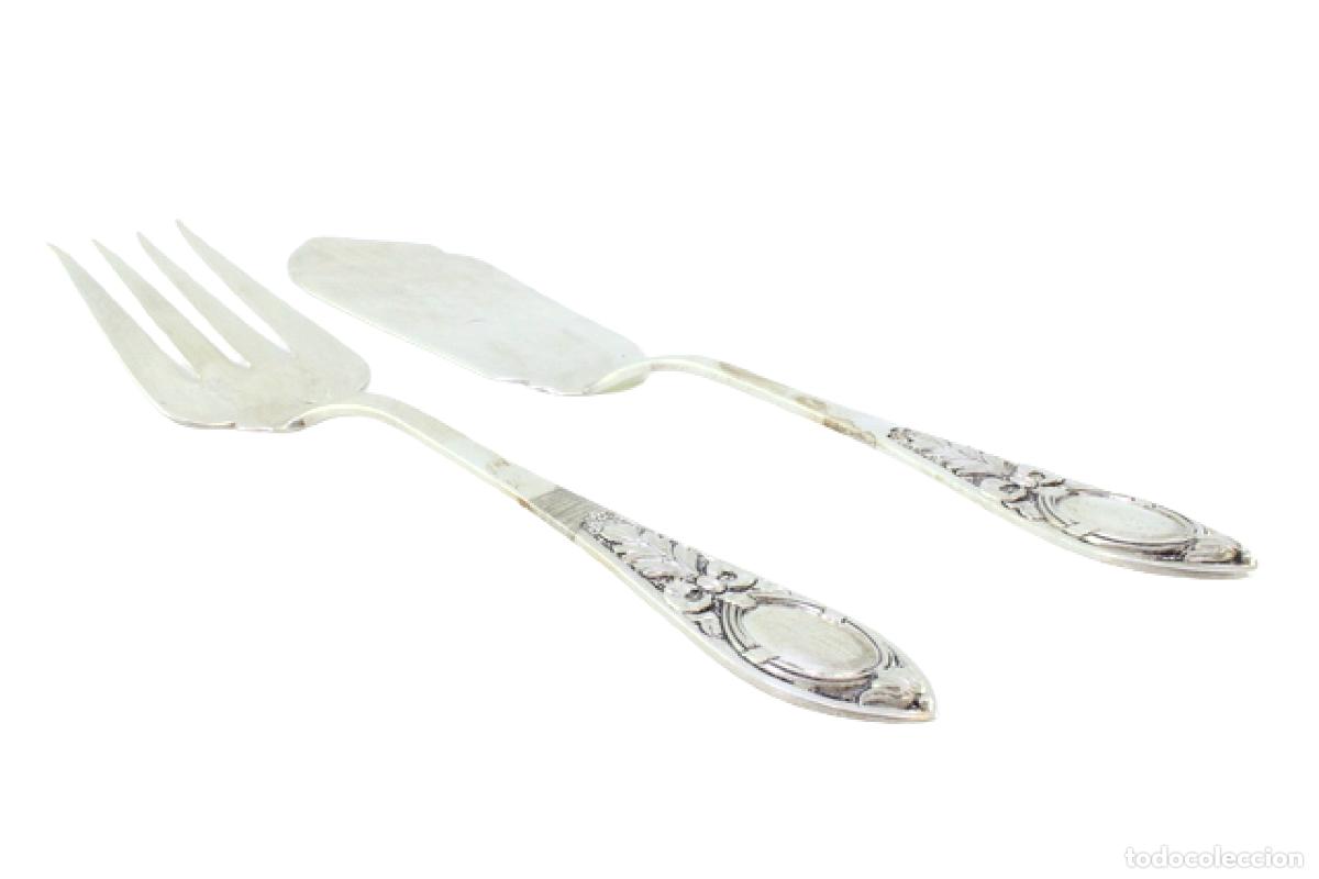 Antig&uuml;edades: Cuchillo y tenedor de plata para queso. - Foto 1