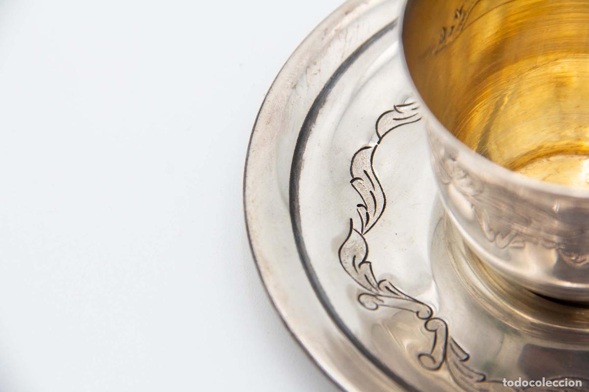Antig&uuml;edades: taza de t&eacute; de plata - Foto 3