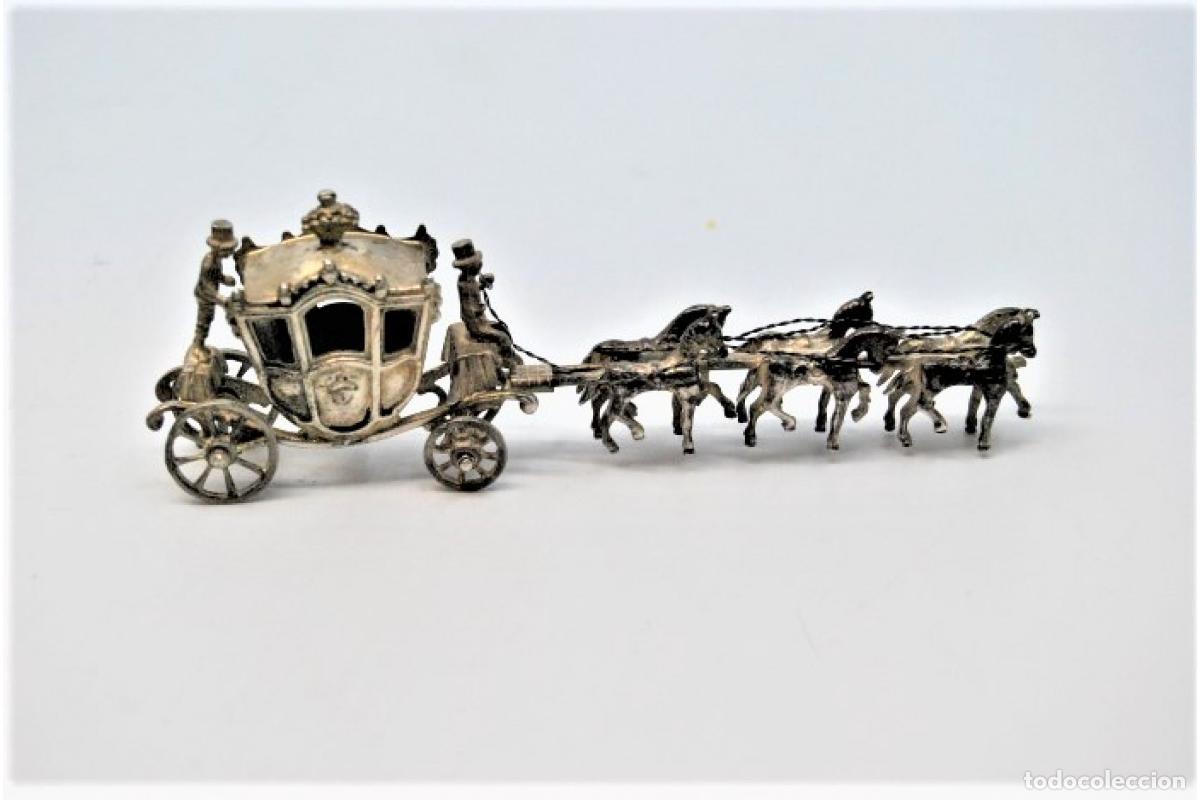 Antig&uuml;edades: Carruaje real, tirado por 4 caballos, del siglo XVIII, de plata.