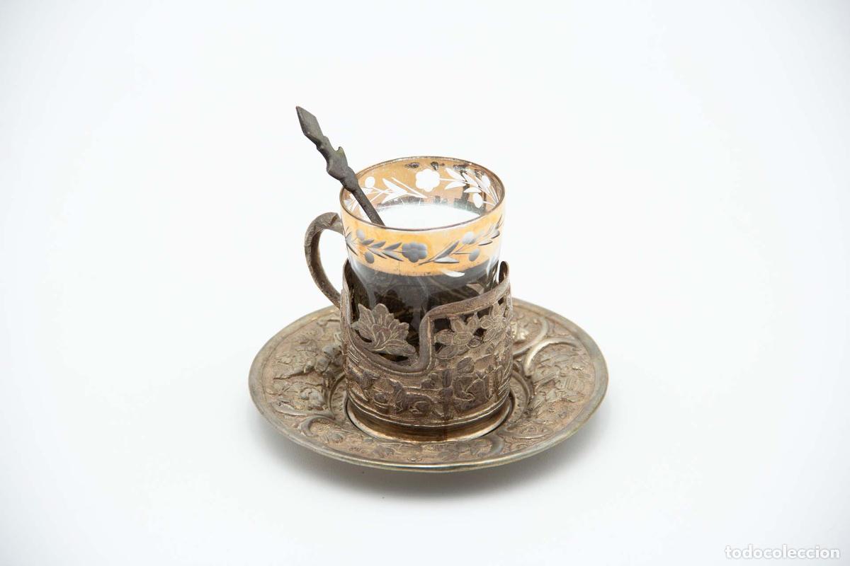 Antig&uuml;edades: taza de t&eacute; de plata - Foto 1