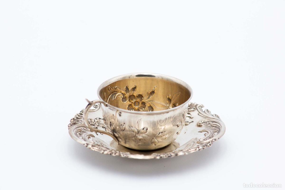 Antig&uuml;edades: taza de t&eacute; de plata - Foto 1