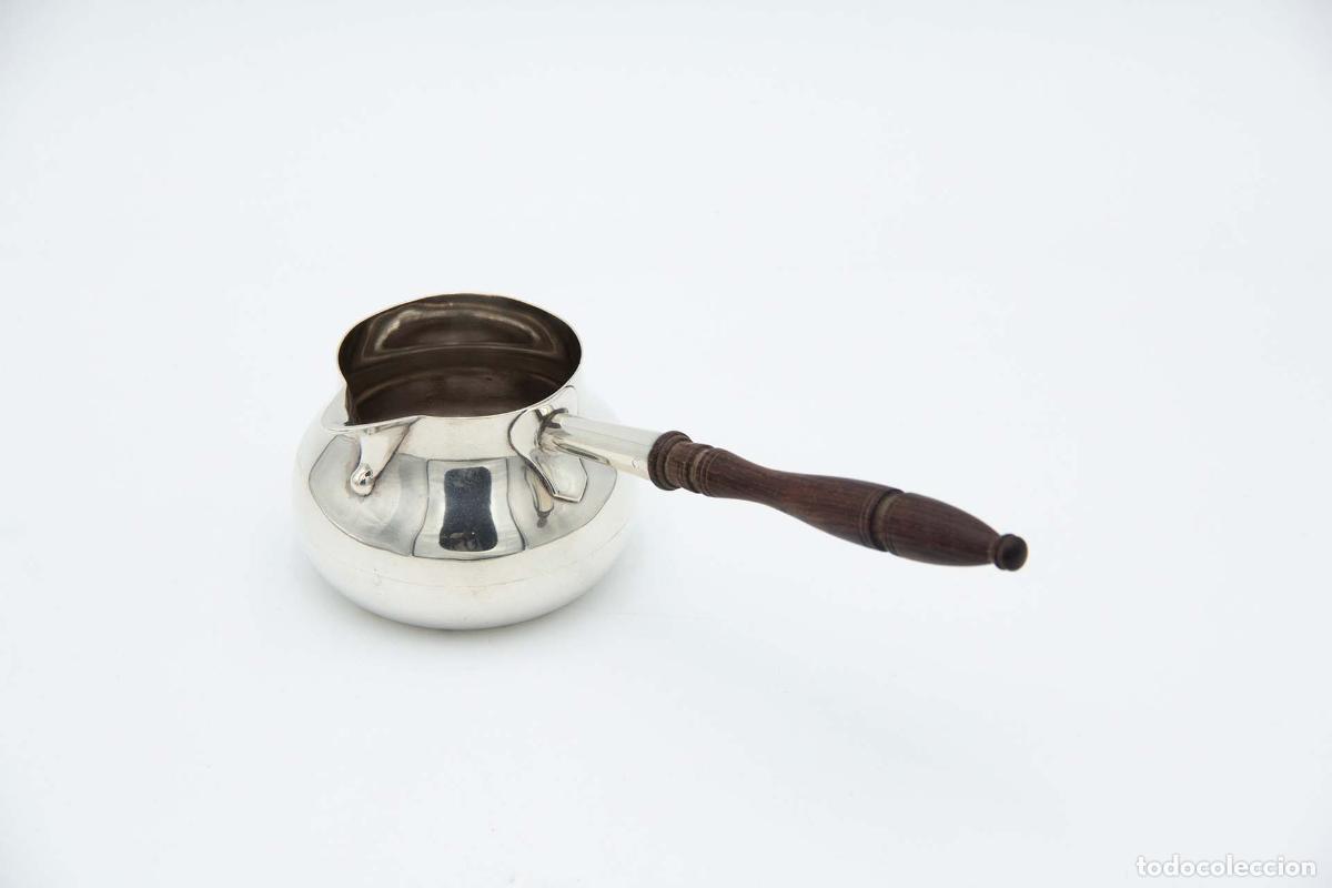 Antig&uuml;edades: chocolatera de plata - Foto 1