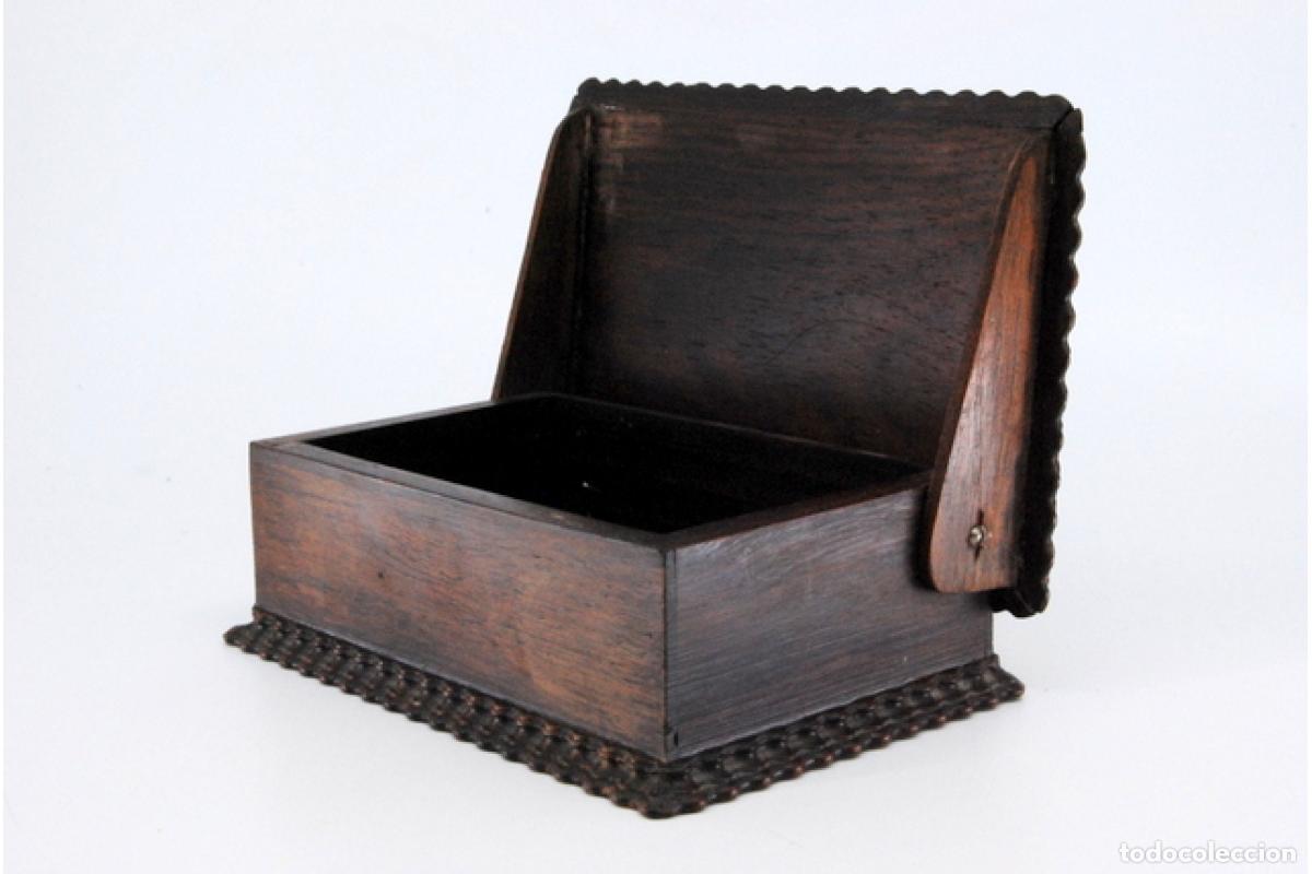 Antig&uuml;edades: Caja de tabaco, hecha de madera y plata. - Foto 5