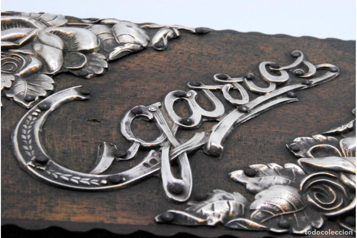 Antig&uuml;edades: Caja de cigarrillos, hecha de madera y plata. - Foto 7