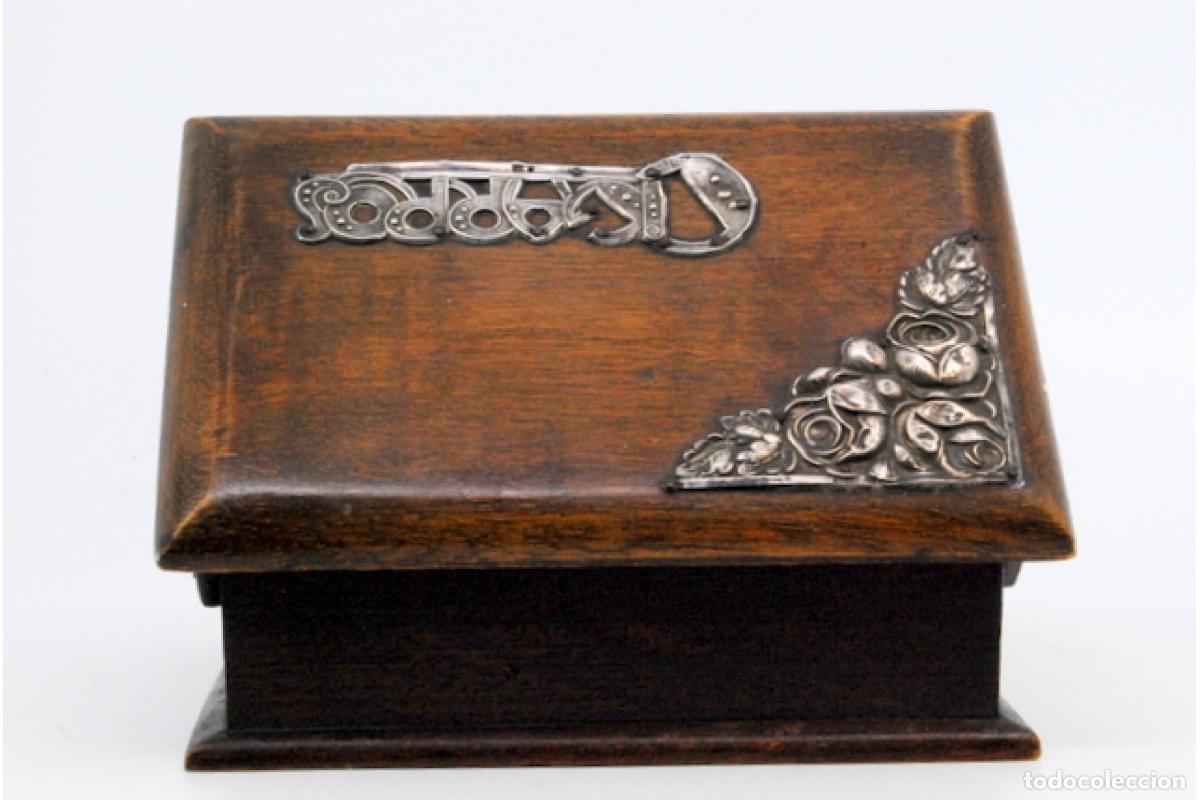 Antig&uuml;edades: Caja de cigarrillos, hecha de madera y plata. - Foto 8