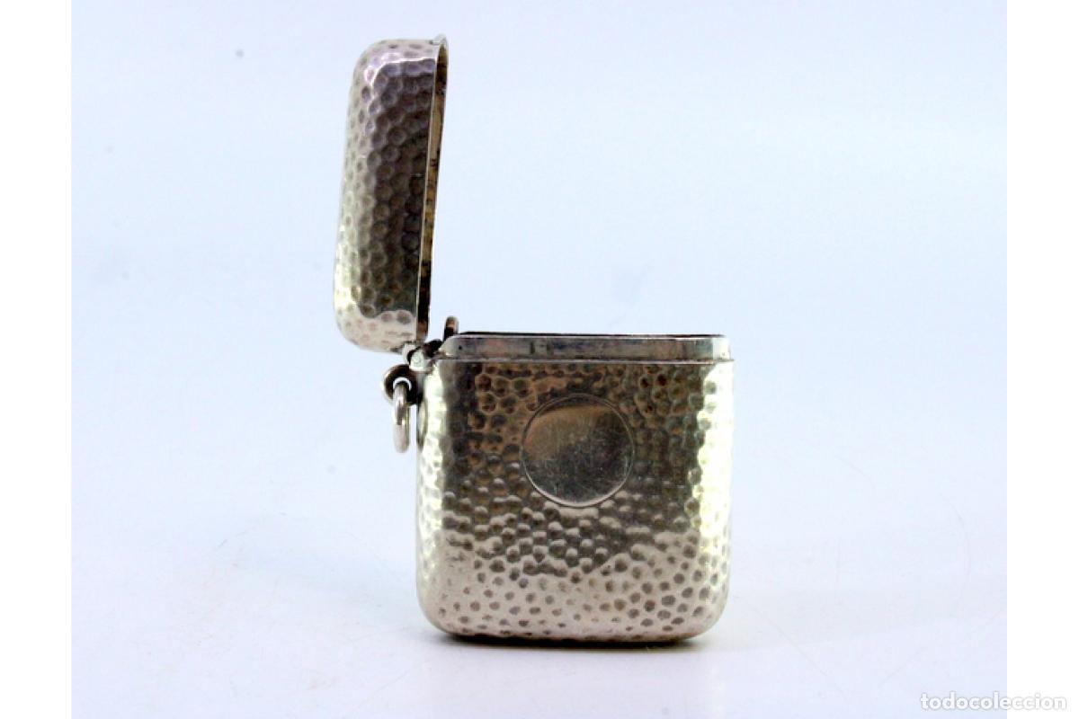 Antig&uuml;edades: Caja de cerillas de plata - Foto 2