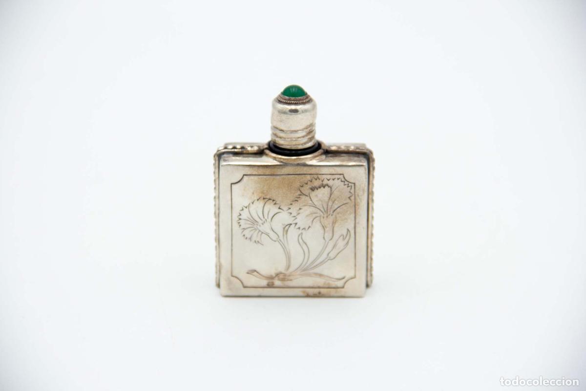 Antig&uuml;edades: Frasco de perfume, hecho de vidrio y plata. - Foto 2