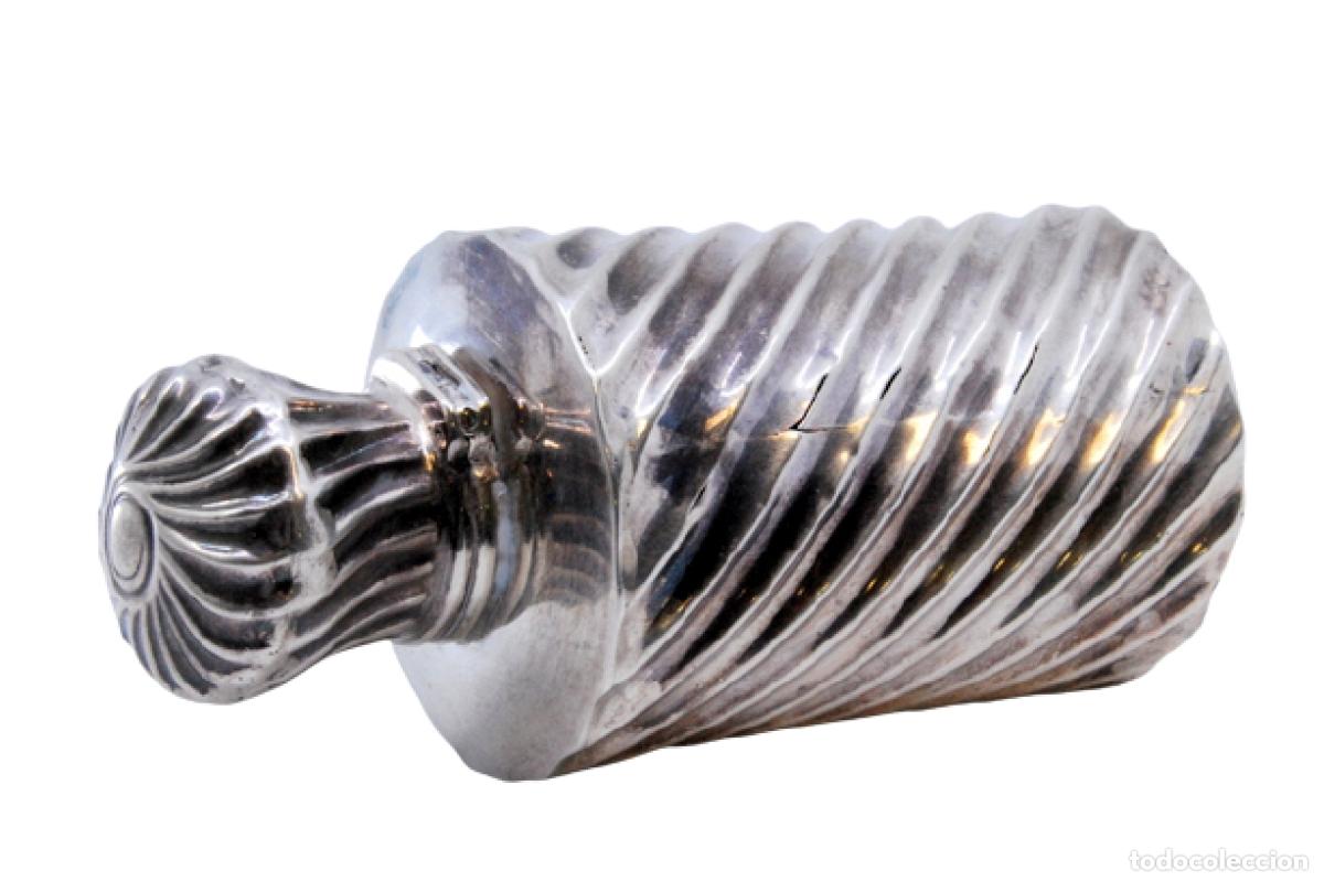 Antig&uuml;edades: Frasco de plata para perfume. - Foto 1