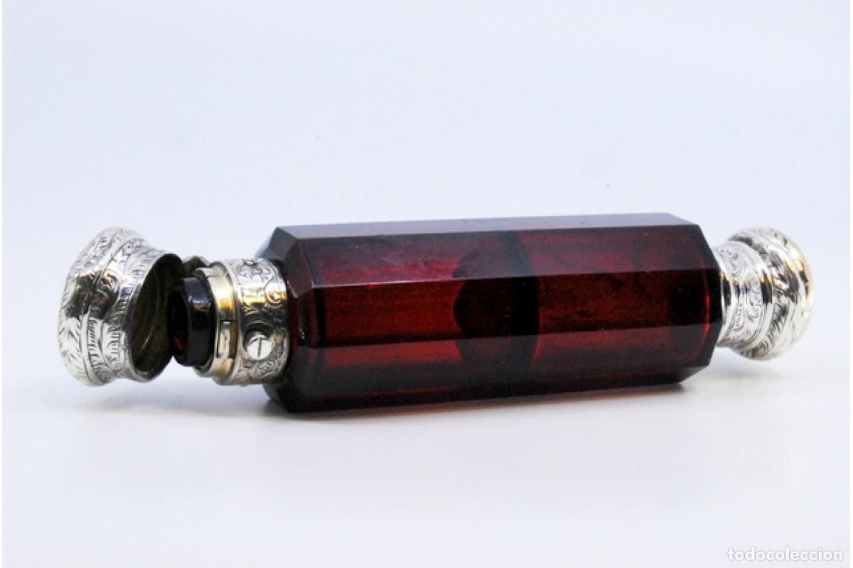 Antig&uuml;edades: Botella de vidrio y plata - Foto 2
