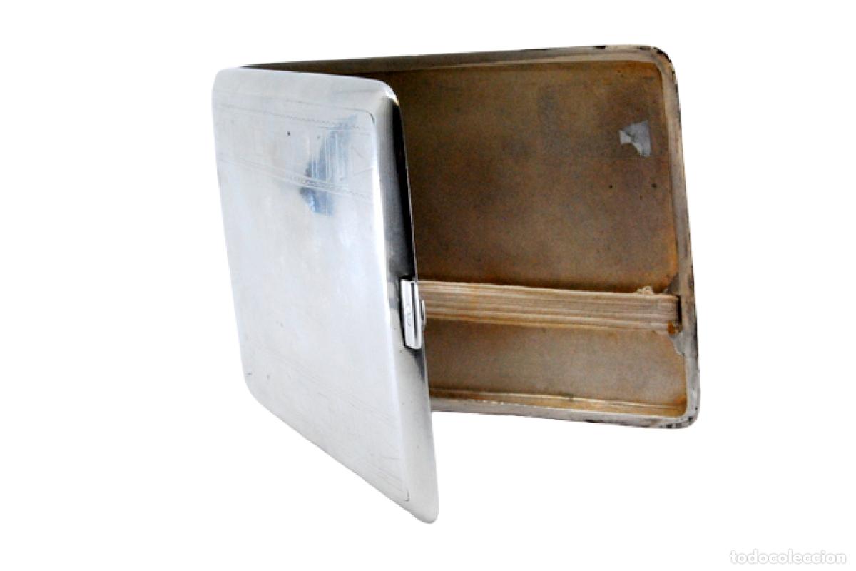 Antiquit&auml;ten: Caja de cigarrillos, en plata