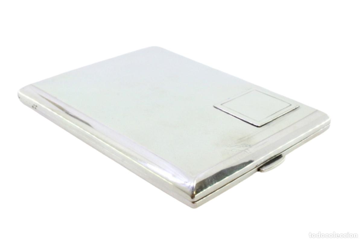 Antiquit&auml;ten: Caja de cigarrillos, en plata