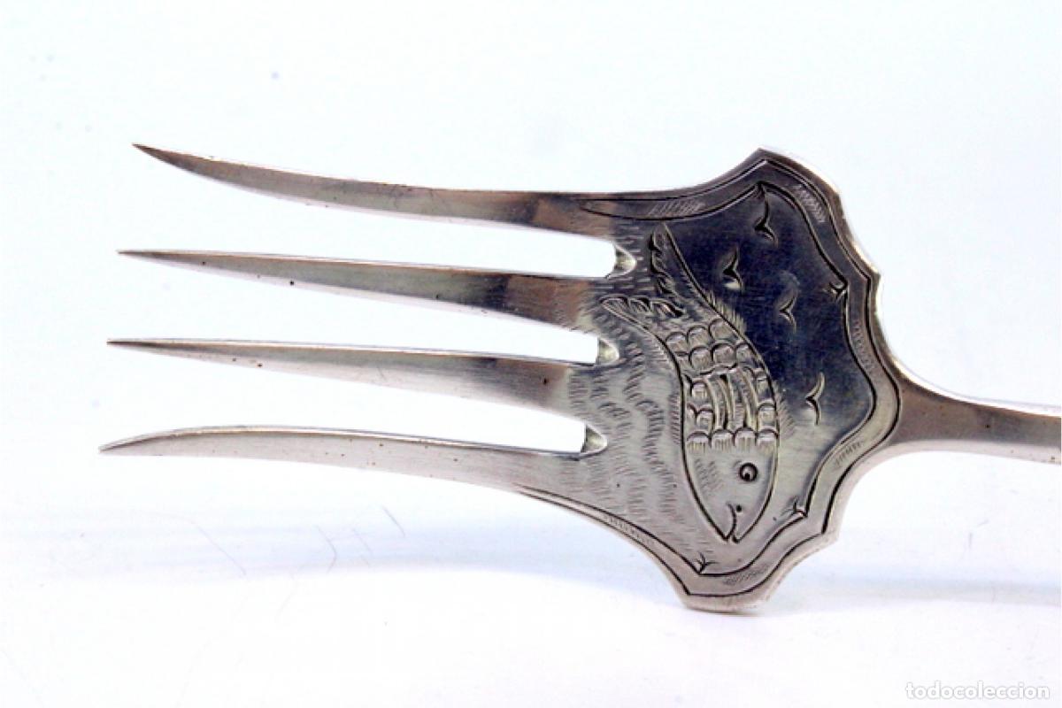 Antig&uuml;edades: Tenedor de plata para servir pescado - Foto 3