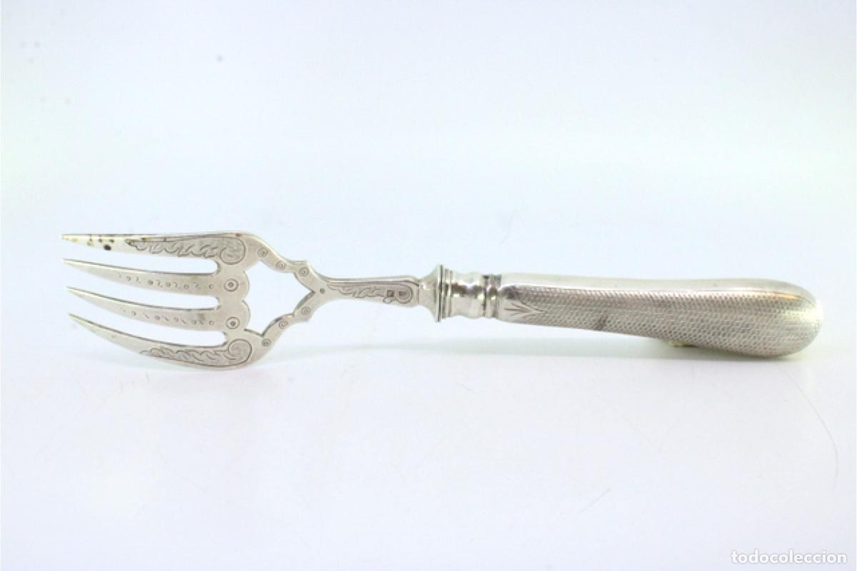 Antig&uuml;edades: Tenedor de plata para servir pescado - Foto 5