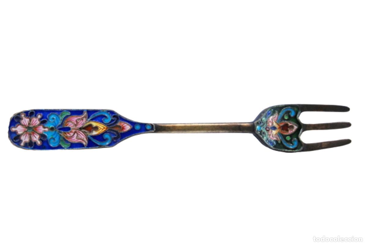 Antig&uuml;edades: Tenedor cloisonn&eacute; de plata rusa - Foto 1