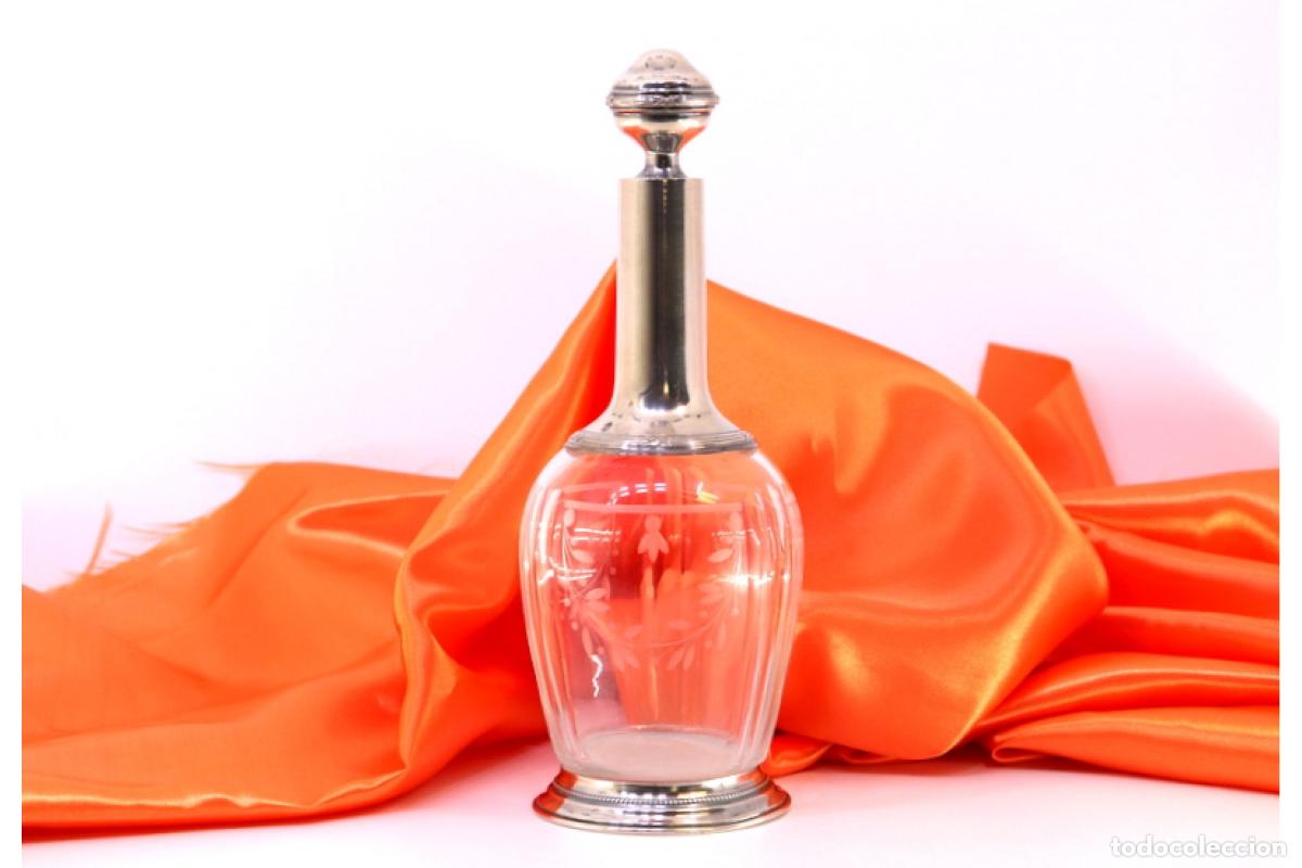 Antiquit&auml;ten: Botella con plata