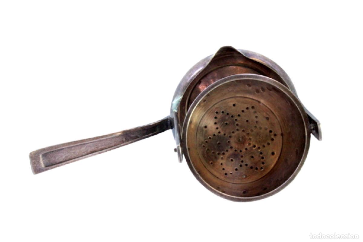 Antiquit&eacute;s: Colador de t&eacute;, en plata