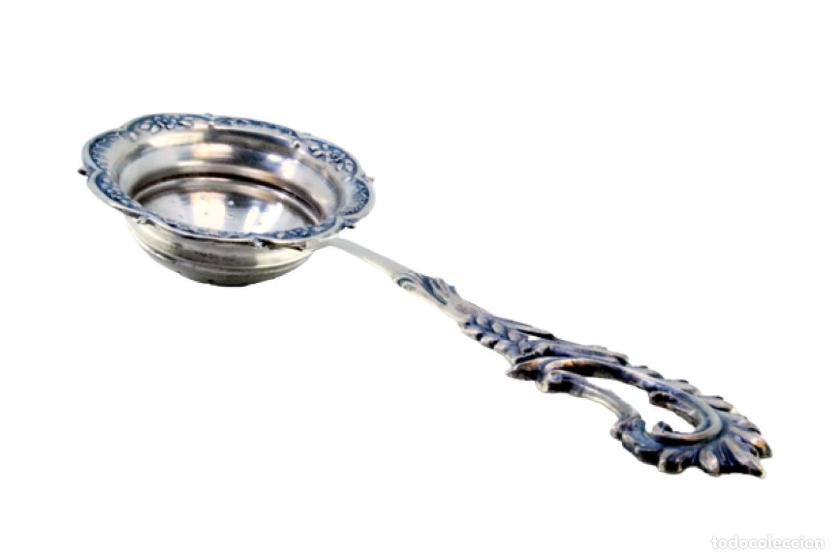 Antiquit&eacute;s: Colador de t&eacute;, en plata