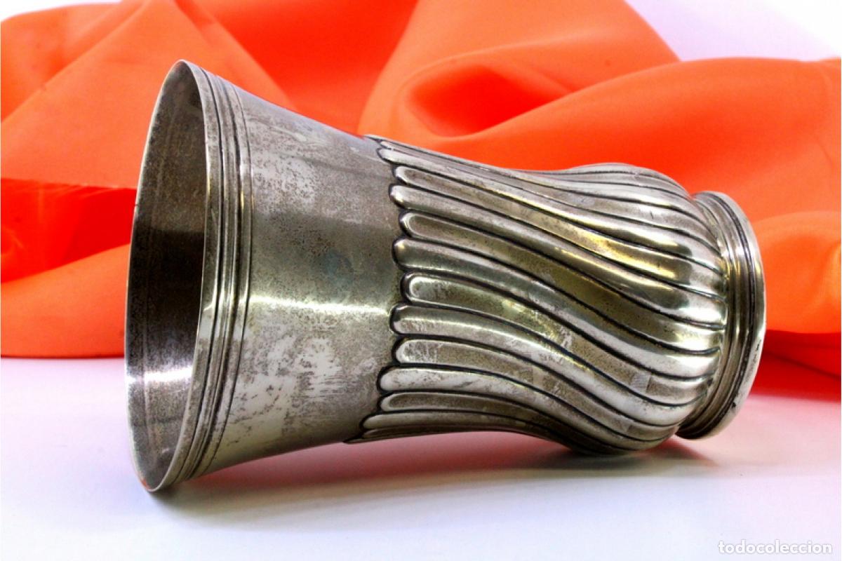 Antig&uuml;edades: copa de plata - Foto 4