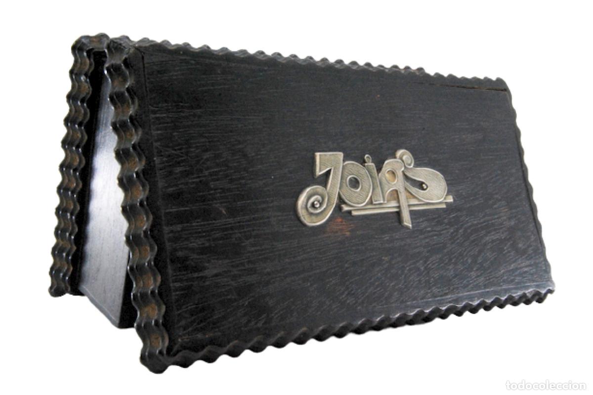 Antig&uuml;edades: Joyero, hecho de madera y plata. - Foto 1