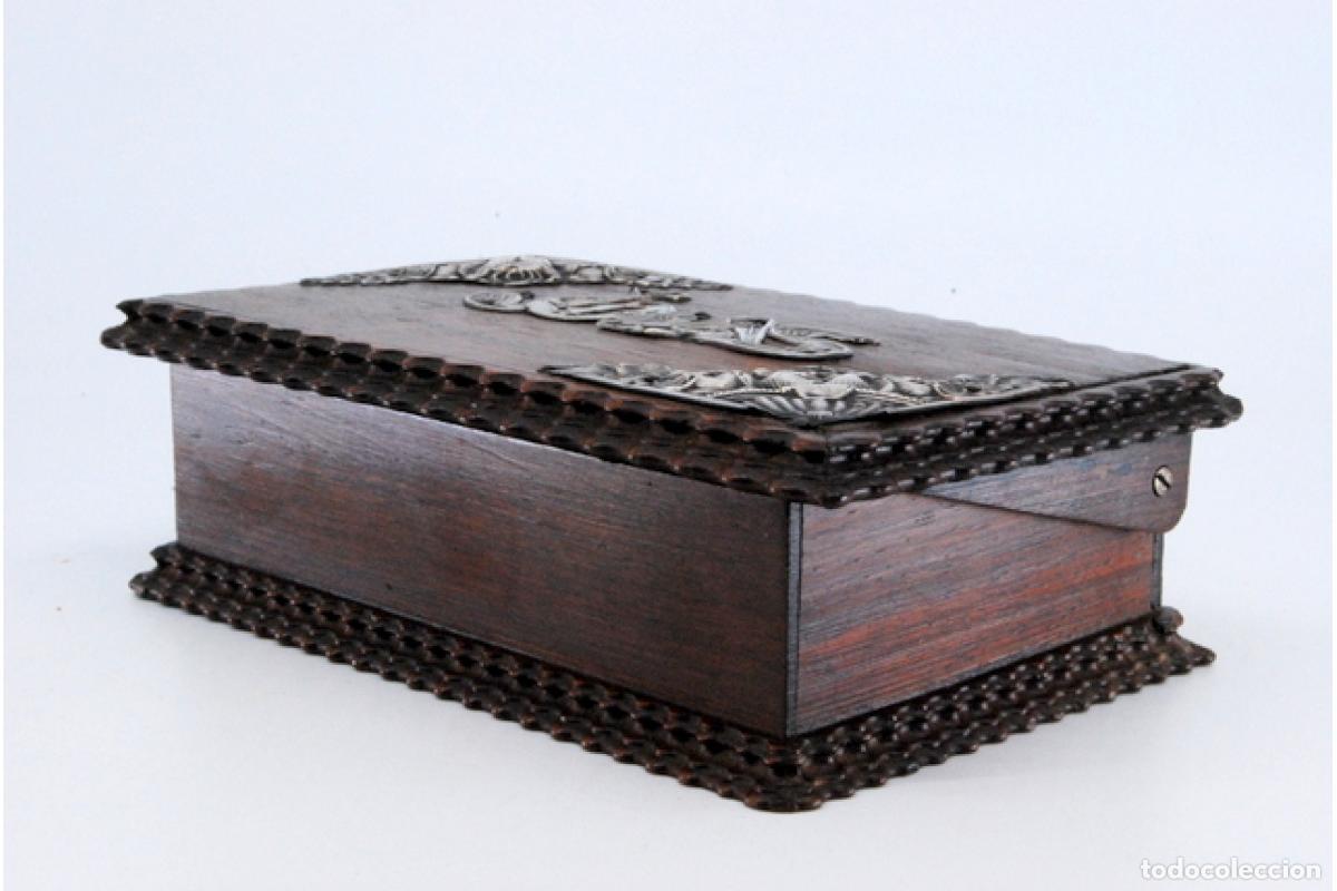 Antig&uuml;edades: Joyero, hecho de madera y plata. - Foto 7