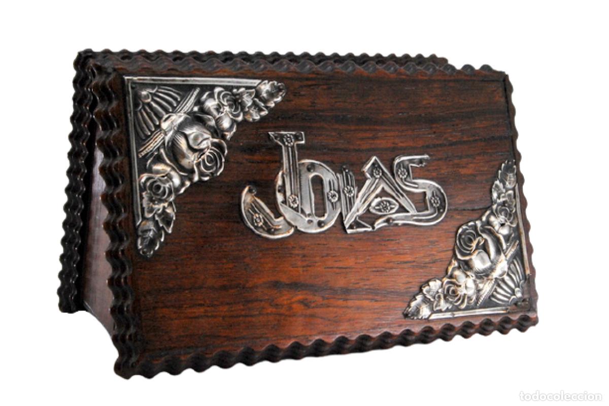 Antig&uuml;edades: Joyero, hecho de madera y plata. - Foto 1