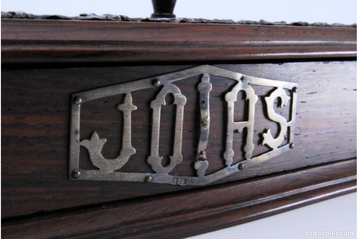 Antig&uuml;edades: Joyero, hecho de madera y plata. - Foto 6