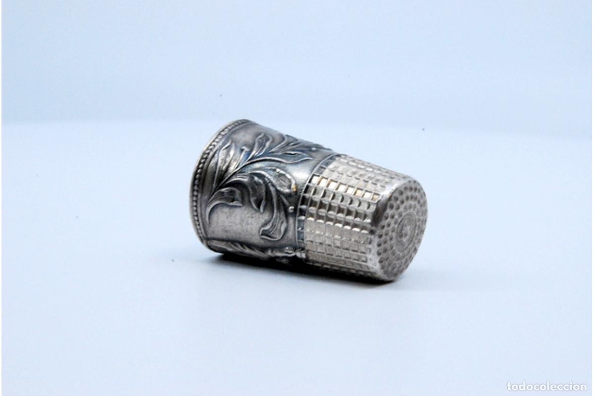Antig&uuml;edades: dedal de plata - Foto 3