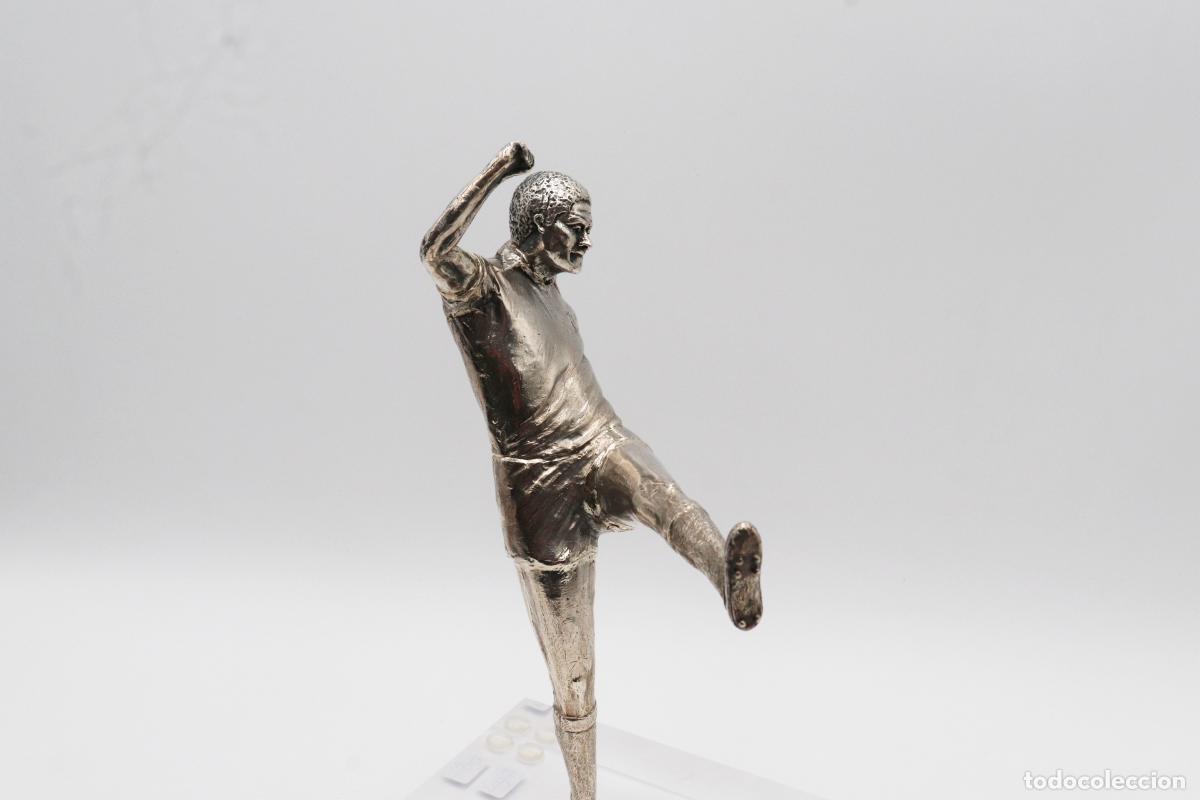Antig&uuml;edades: Escultura de plata - Homenaje a Eusebio - Foto 3
