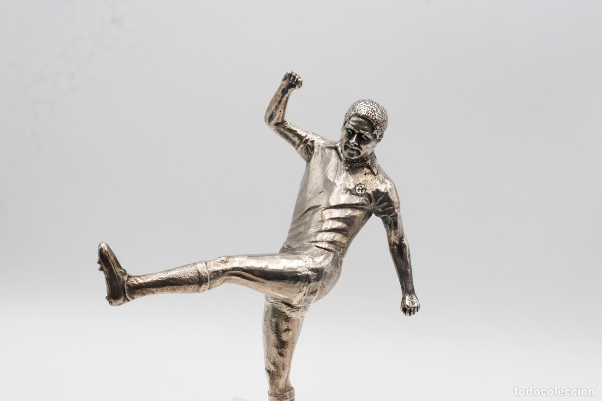 Antig&uuml;edades: Escultura de plata - Homenaje a Eusebio - Foto 4