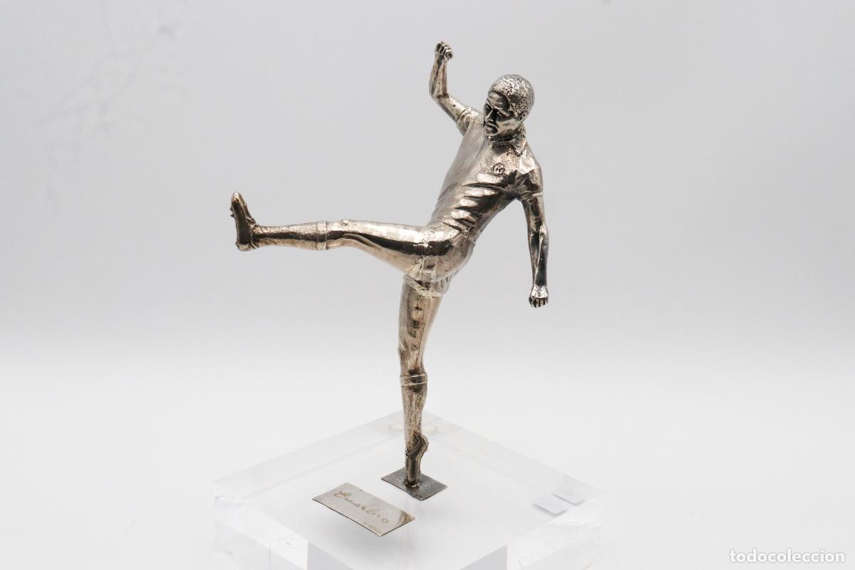Antig&uuml;edades: Escultura de plata - Homenaje a Eusebio - Foto 5