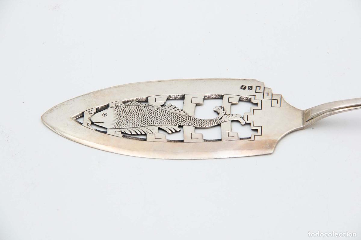 Antig&uuml;edades: Esp&aacute;tula de plata para servir pescado. - Foto 2