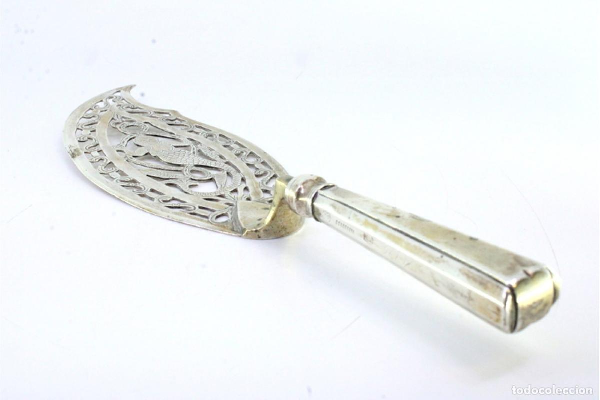 Antig&uuml;edades: Esp&aacute;tula de plata para servir pescado. - Foto 2