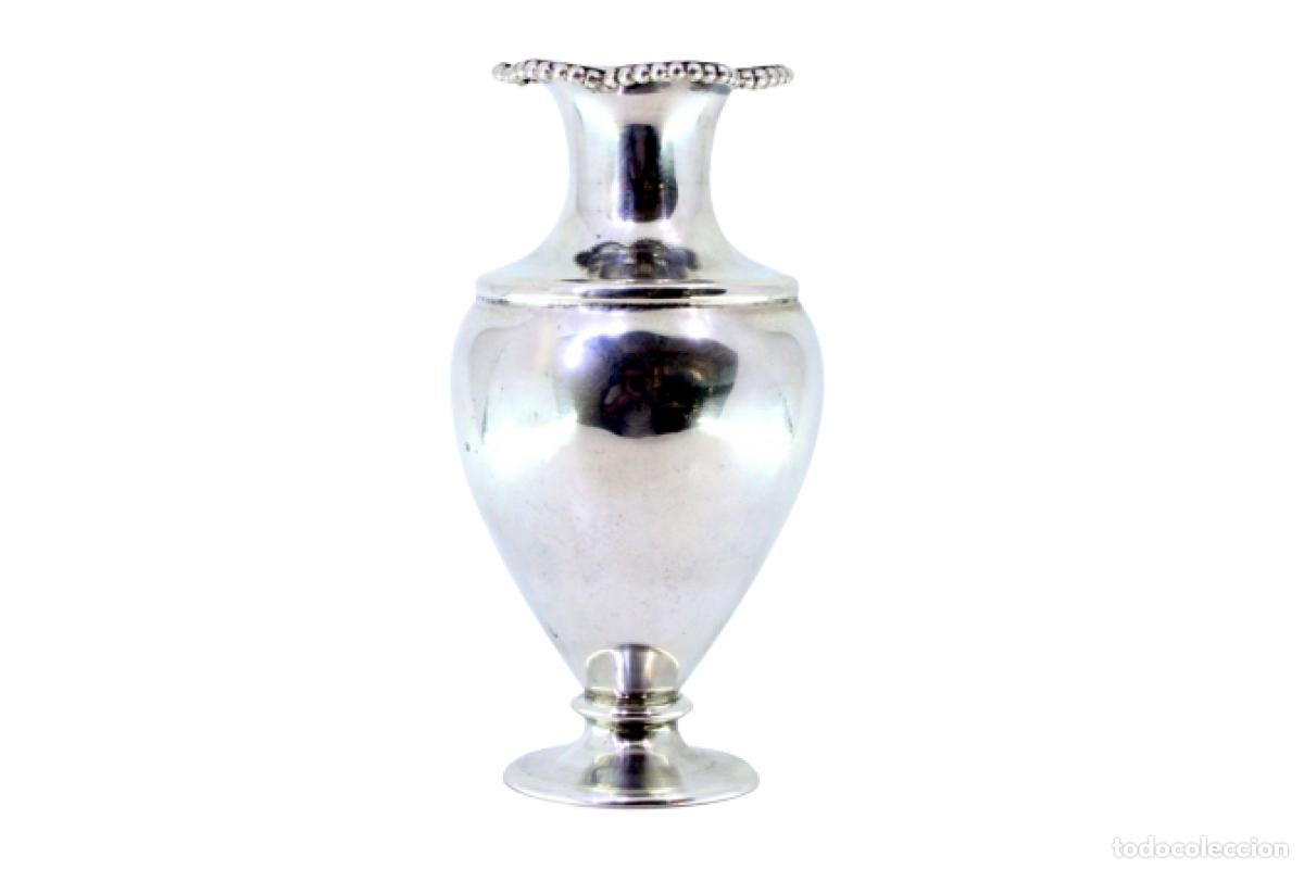 Antig&uuml;edades: jarra de plata - Foto 1