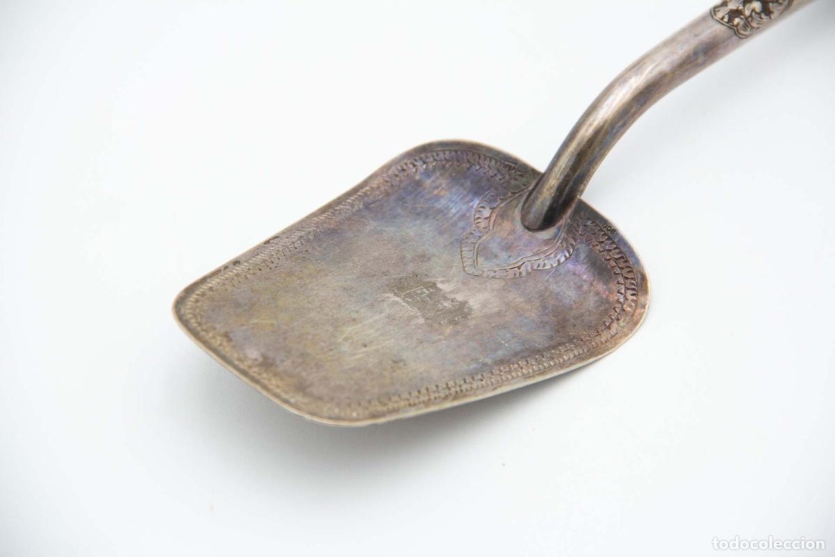 Antig&uuml;edades: Esp&aacute;tula de plata para servir postres. - Foto 3