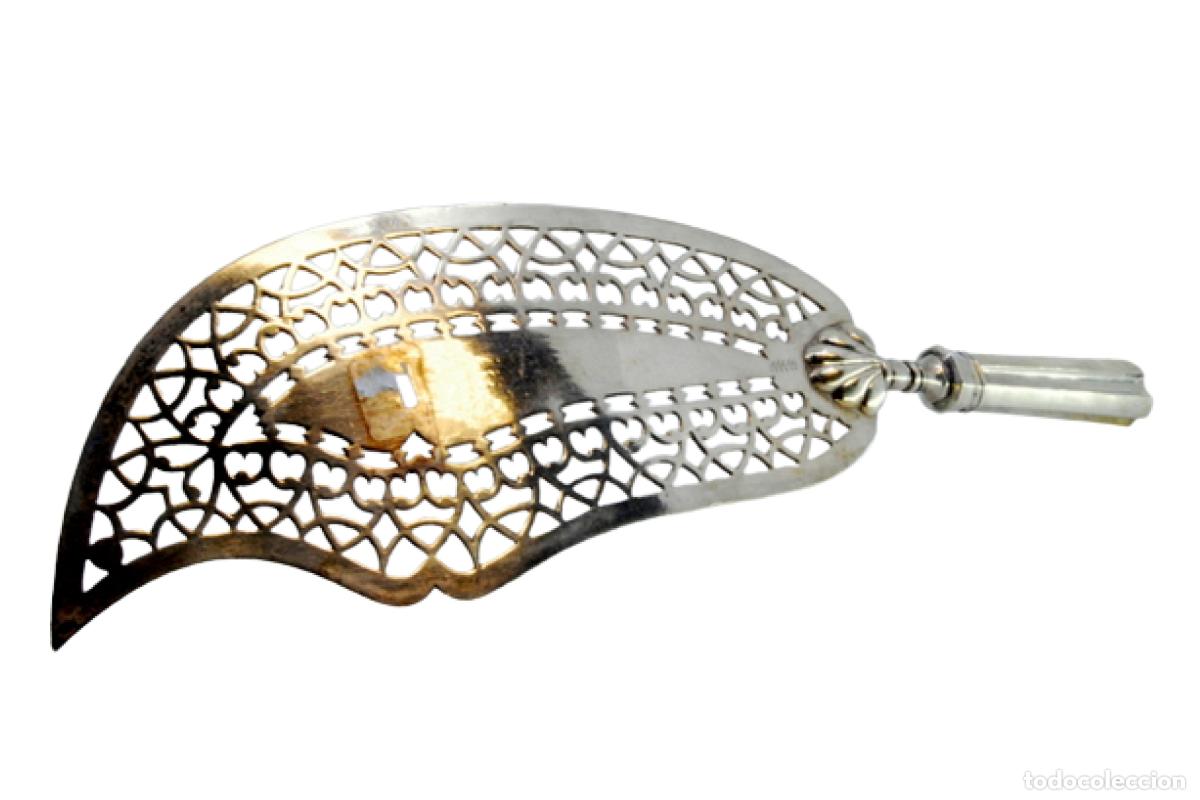 Antig&uuml;edades: Cuchillo de plata para servir pescado - Foto 1