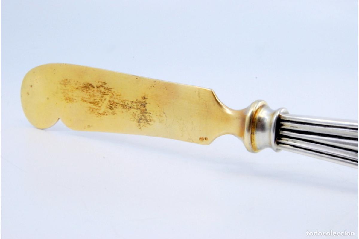 Antig&uuml;edades: Cuchillo de mantequilla de plata dorada - Foto 3
