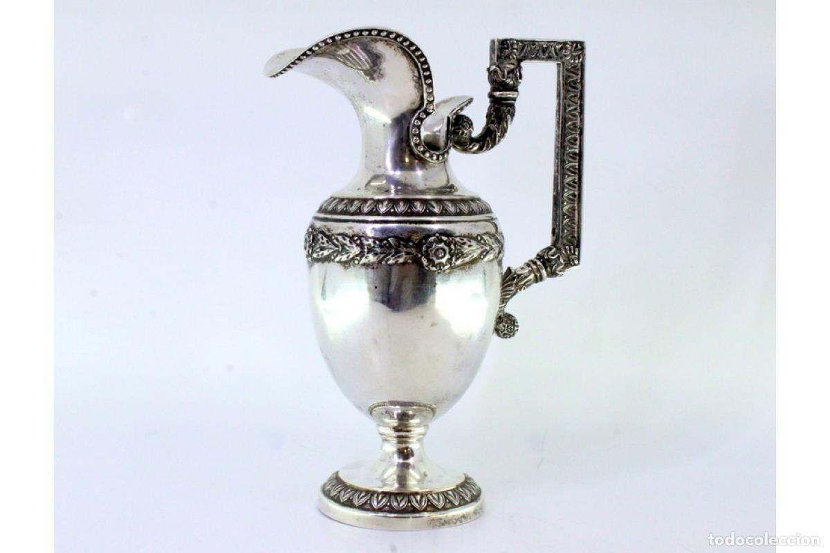 Antig&uuml;edades: Jarra de agua de plata - Foto 2