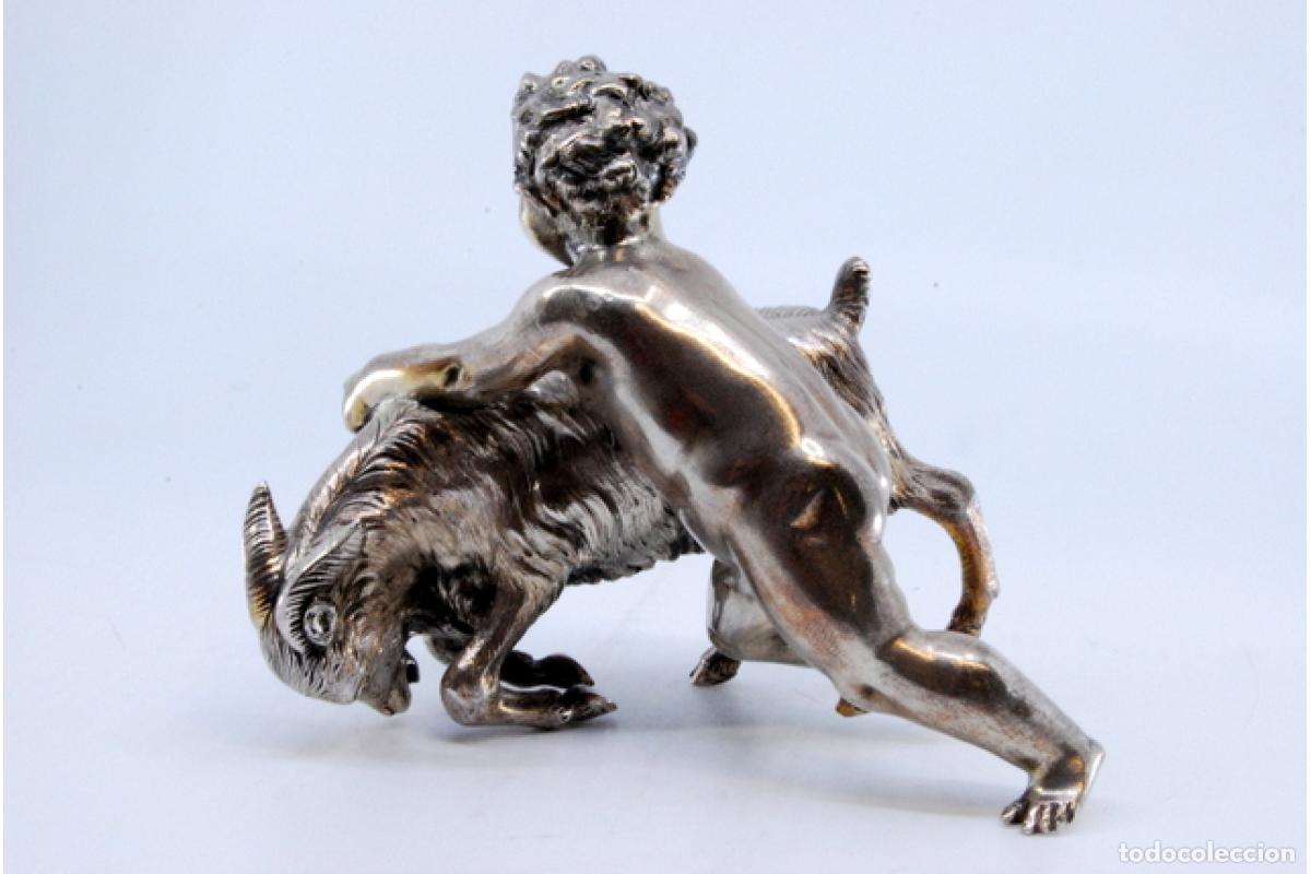 Antig&uuml;edades: Putti con animal, en plata - Foto 2